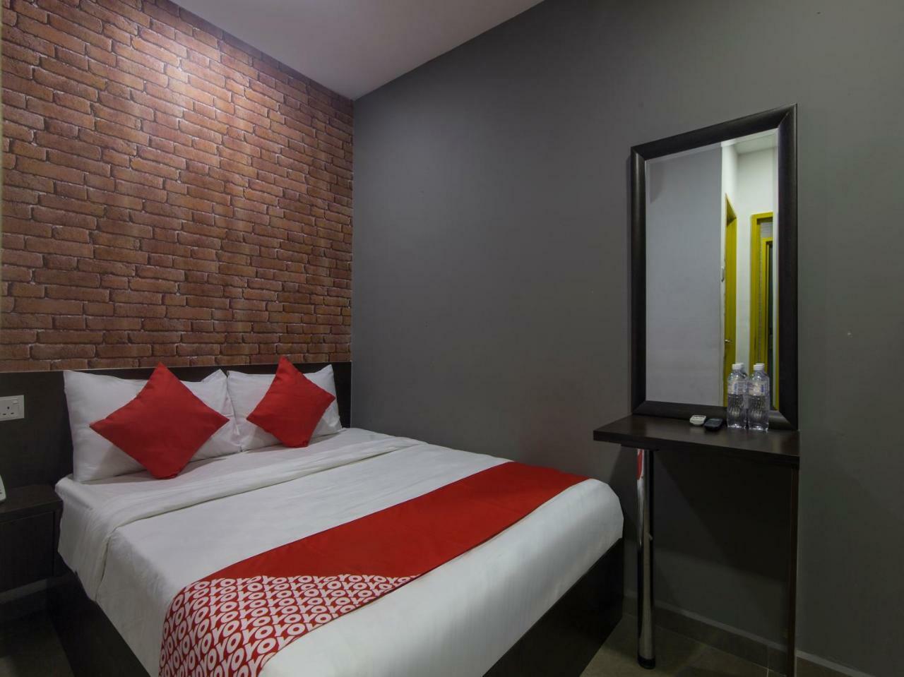 Oyo 876 Hotel Sanctuary Petaling Jaya Εξωτερικό φωτογραφία